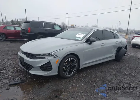 2021 Kia K5 Gt-Line z USA, uszkodzony, nr VIN 5XXG64J24MG064082